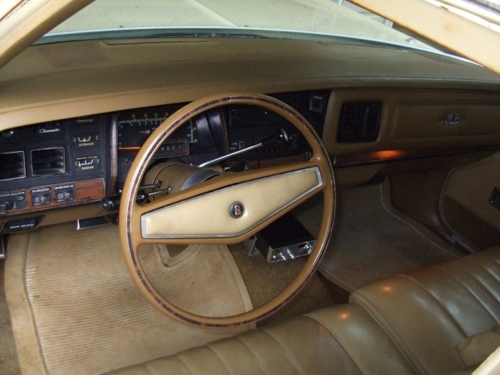 1977 Chrysler Town & Country