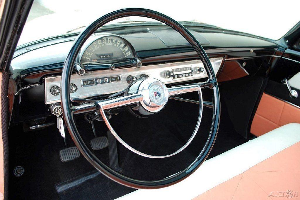 1954 Ford Crestline