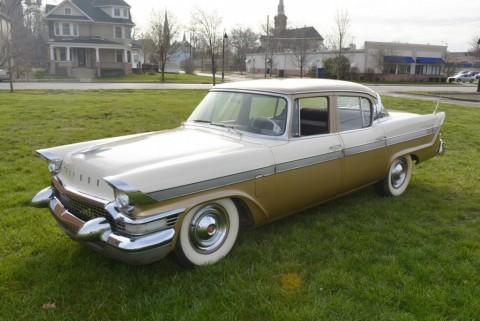 1957 Packard Clipper zu verkaufen