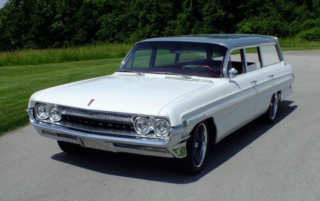 1961 Oldsmobile Dynamic 88 Fiesta