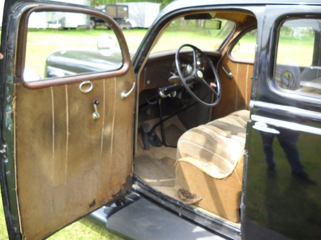 1935 Dodge Touring Sedan