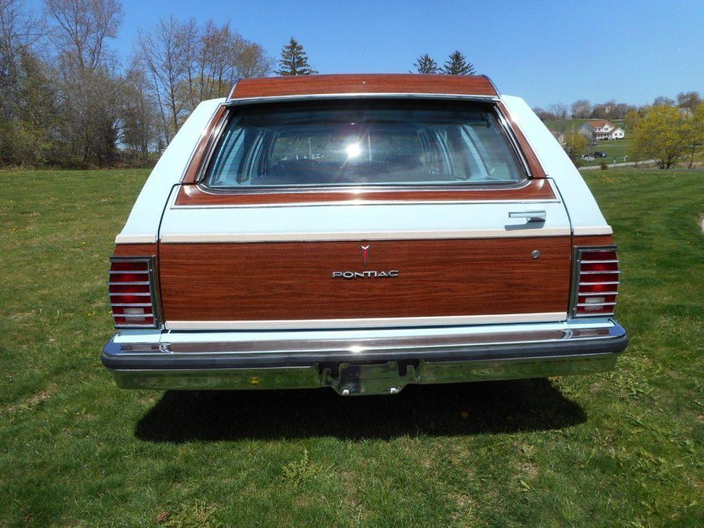 1978 Pontiac Safari Wagon