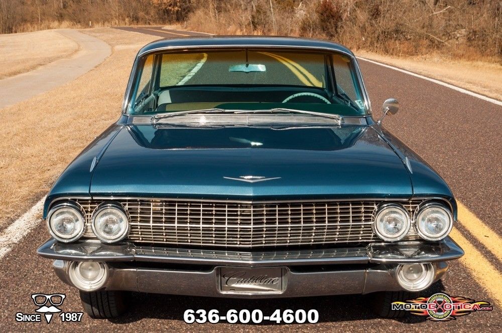 1961 Cadillac Series 62 Sedan