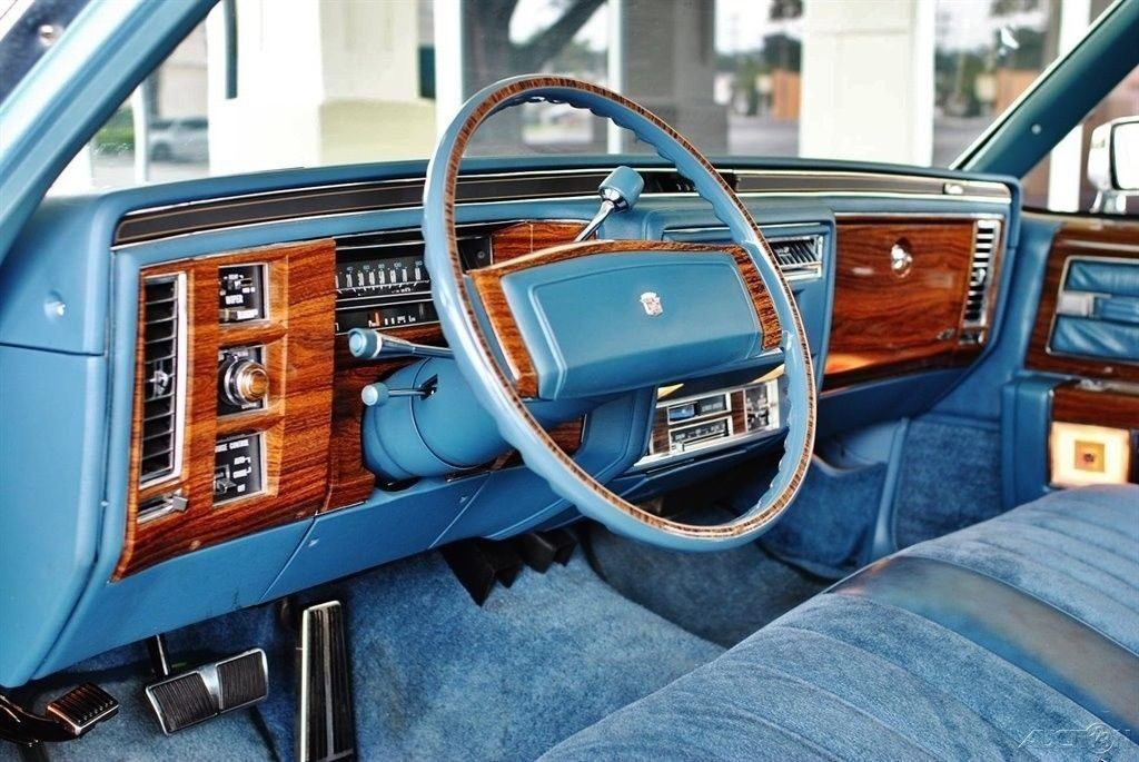 1977 Cadillac Sedan DeVille