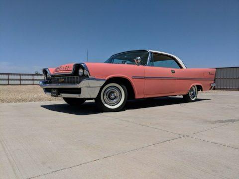 1958 Chrysler Windsor zu verkaufen