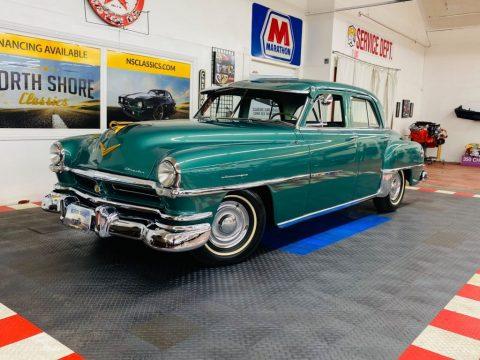 1952 Chrysler Saratoga zu verkaufen