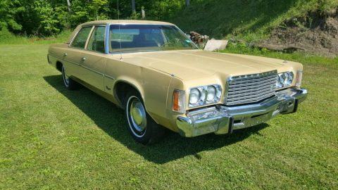 1976 Chrysler Newport zu verkaufen