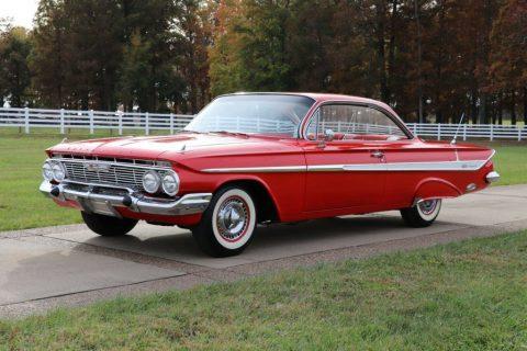 1961 Chevrolet Impala SS zu verkaufen