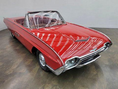 1963 Ford Thunderbird zu verkaufen