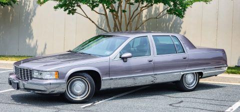 1994 Cadillac Fleetwood zu verkaufen