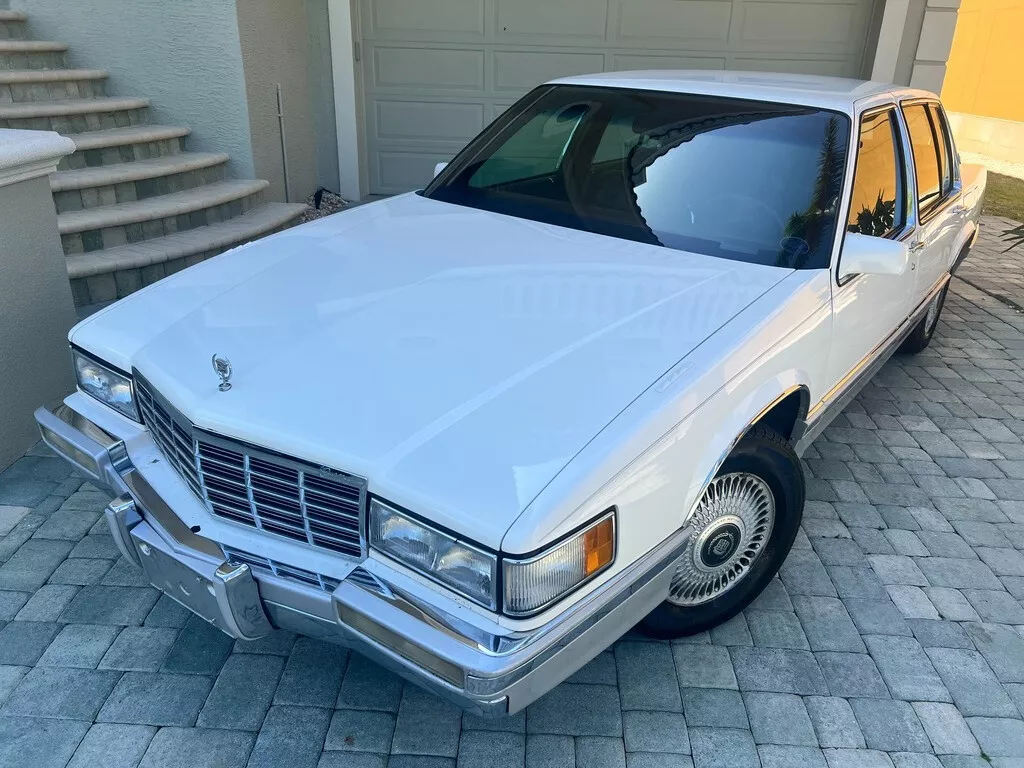 1992 Cadillac DeVille zu verkaufen