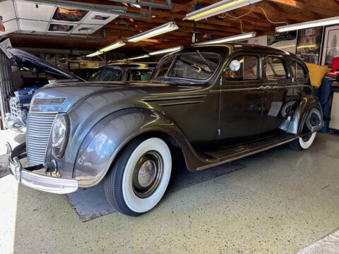 1937 Chrysler Airflow zu verkaufen