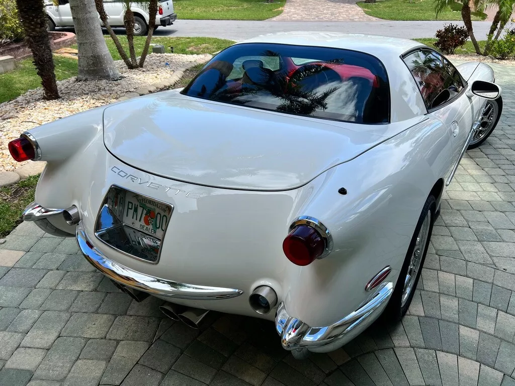 2004 Chevrolet Corvette