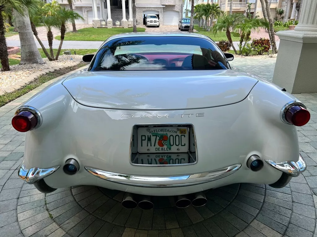 2004 Chevrolet Corvette