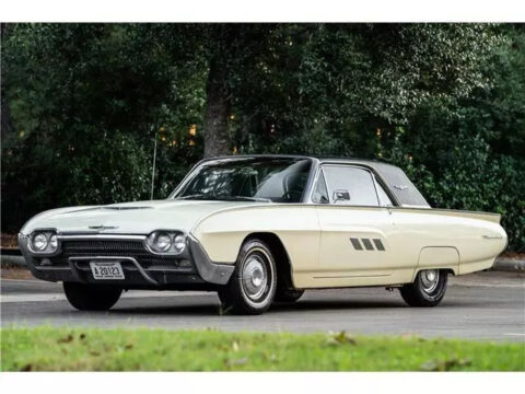 1963 Ford Thunderbird zu verkaufen