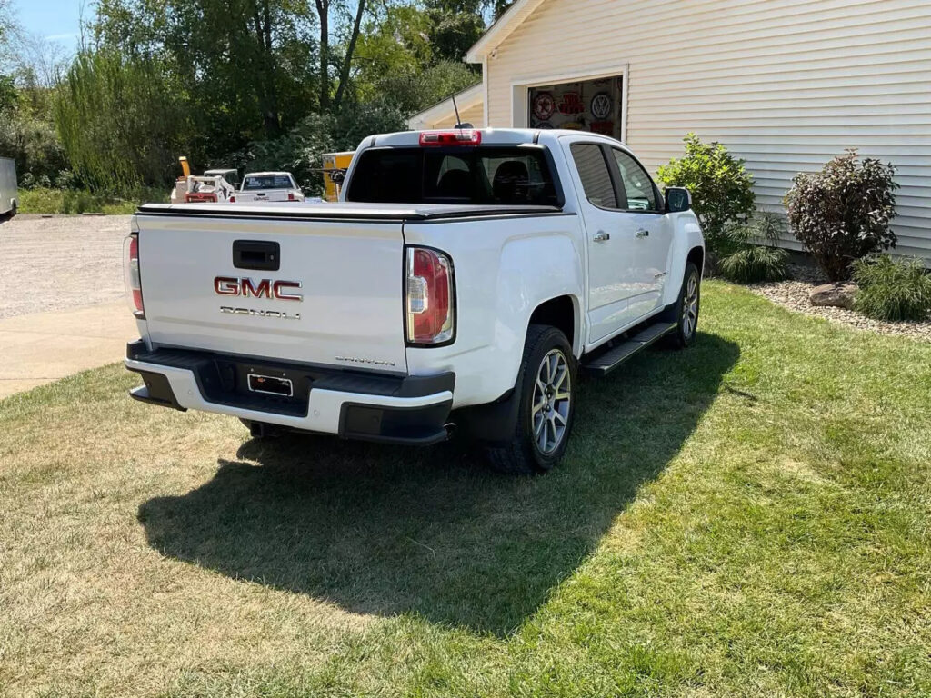 2022 GMC Canyon