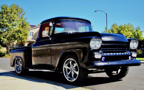 1958 Chevrolet Apache zu verkaufen