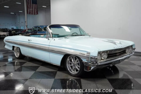 1961 Oldsmobile Starfire zu verkaufen