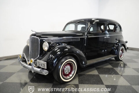 1938 Dodge D8 Touring Sedan zu verkaufen