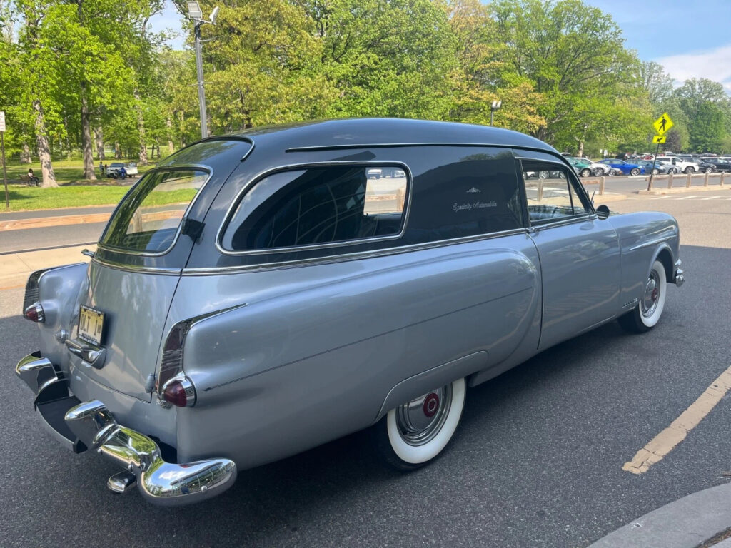 1953 Packard Henney