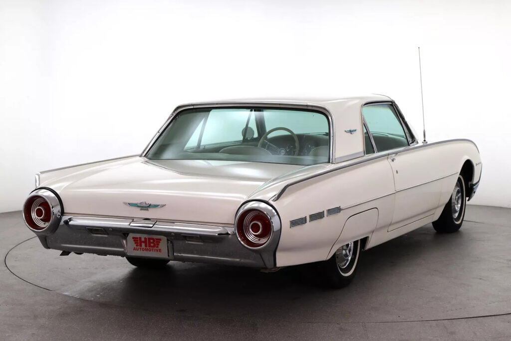 1962 Ford Thunderbird