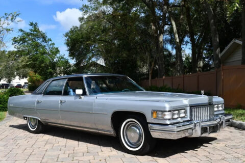 1975 Cadillac DeVille zu verkaufen