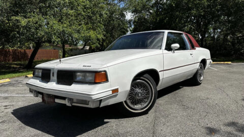 1987 Oldsmobile Cutlass zu verkaufen