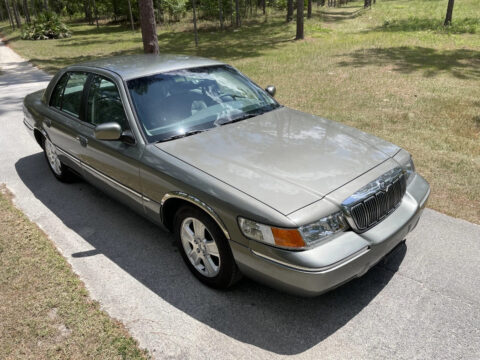 1999 Mercury Grand Marquis zu verkaufen