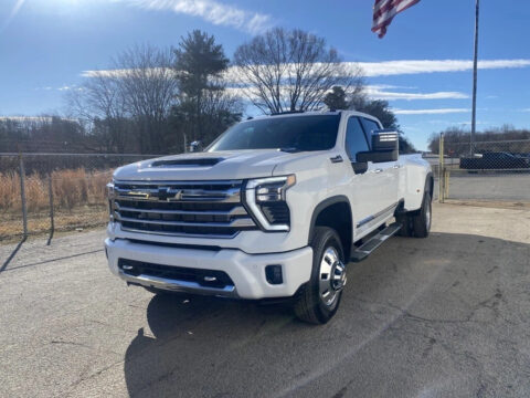 2025 Chevrolet Silverado zu verkaufen