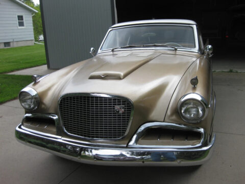 1957 Studebaker Golden Hawk zu verkaufen