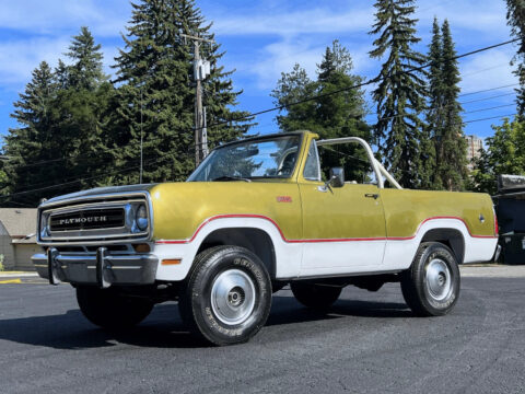 1974 Plymouth Trailduster zu verkaufen