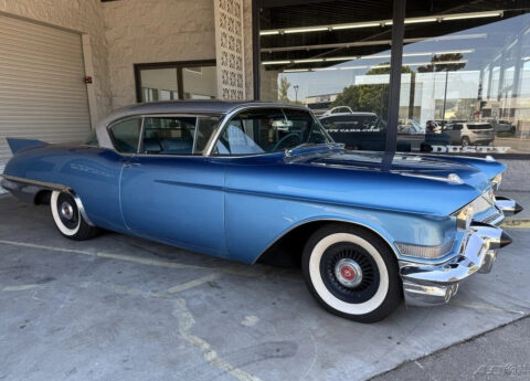 1957 Cadillac Eldorado Seville zu verkaufen