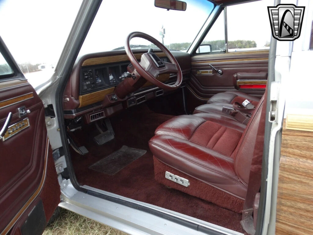 1989 Jeep Wagoneer