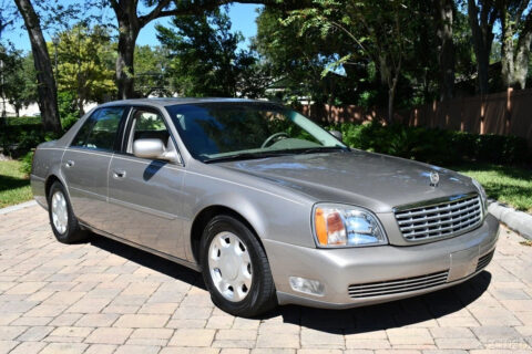 2000 Cadillac DeVille zu verkaufen