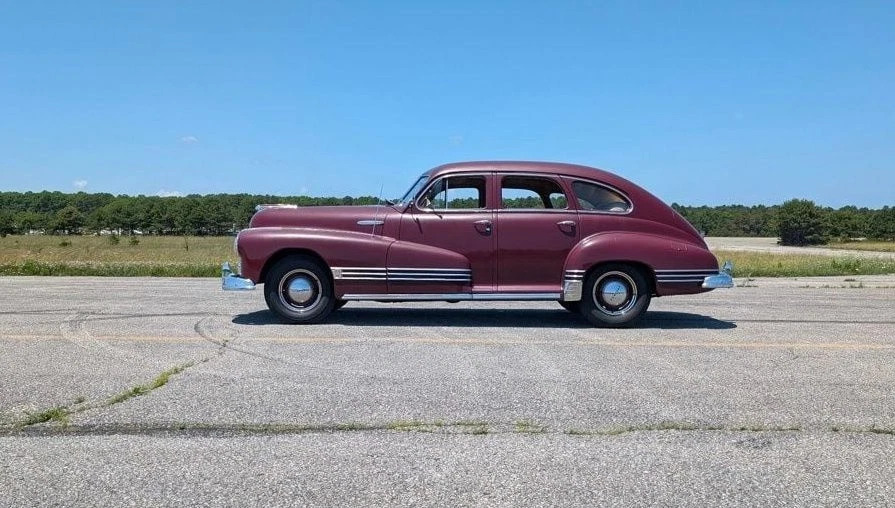 1946 Pontiac Streamliner