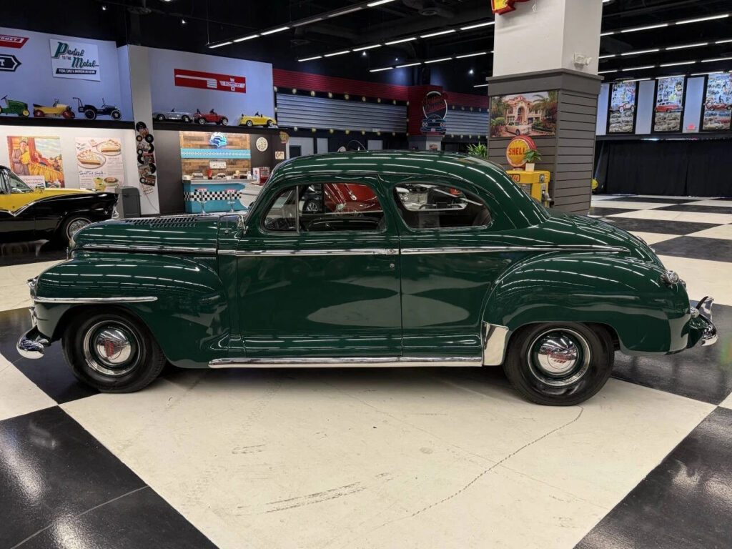 1948 Plymouth Deluxe