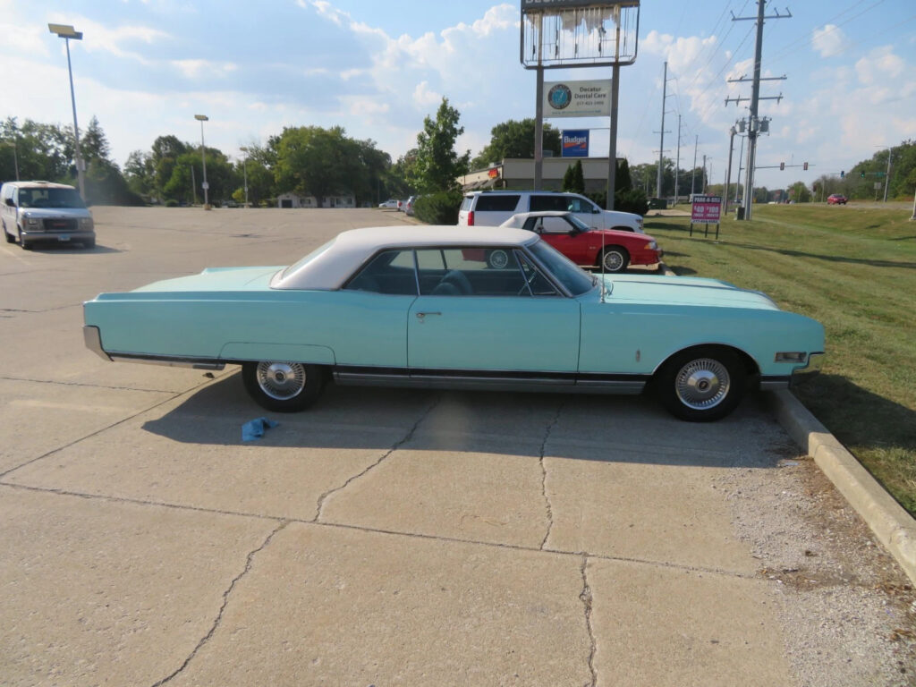 1966 Oldsmobile Ninety-Eight
