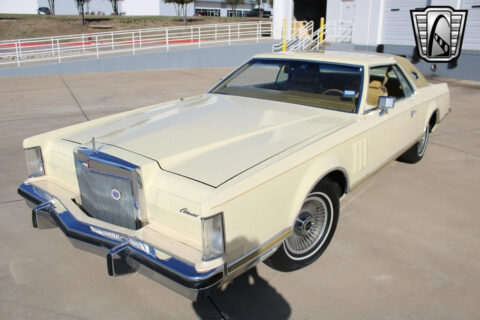 1977 Lincoln Continental zu verkaufen